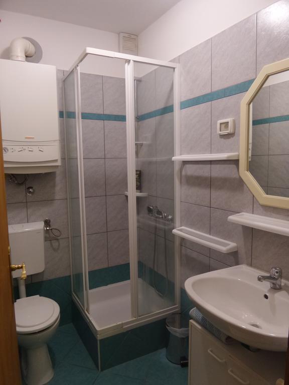 Apartmani Lina Umag Ngoại thất bức ảnh