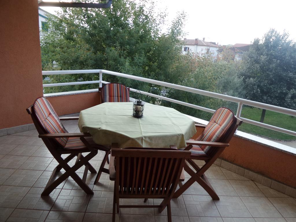 Apartmani Lina Umag Ngoại thất bức ảnh