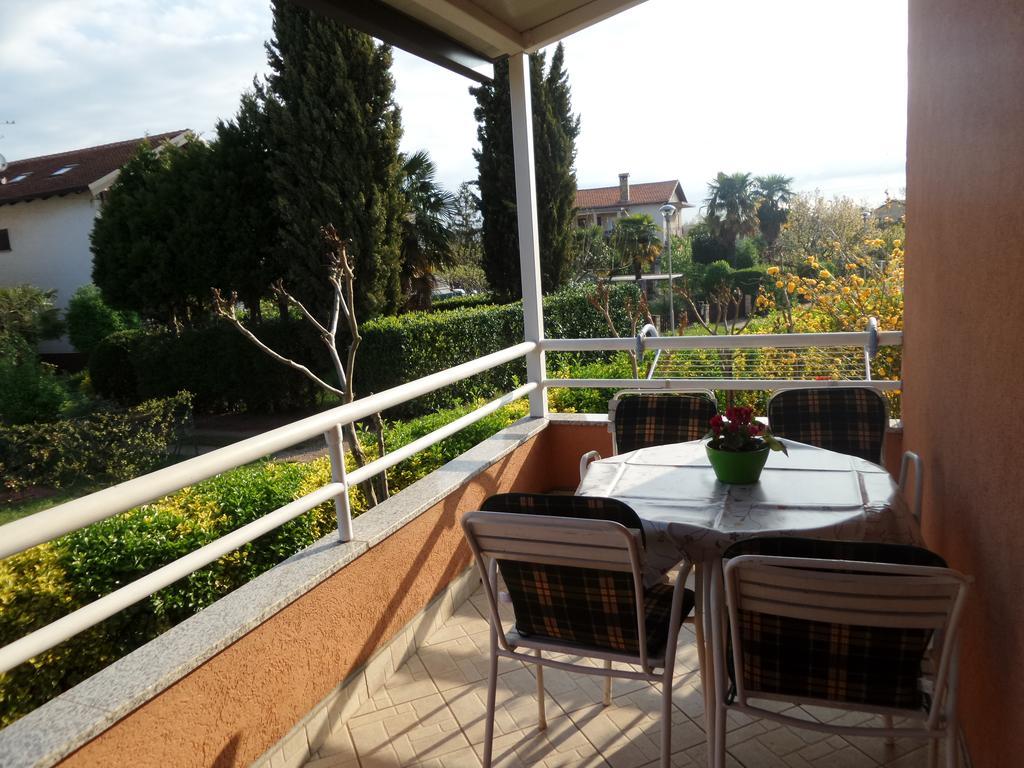 Apartmani Lina Umag Ngoại thất bức ảnh