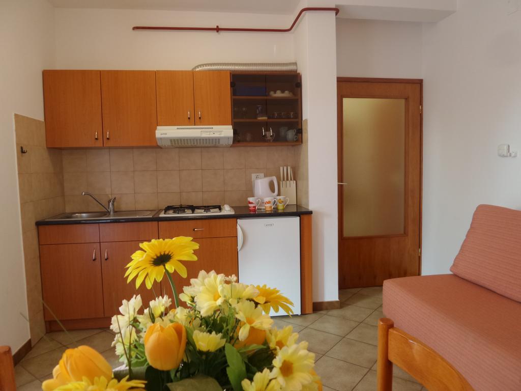 Apartmani Lina Umag Ngoại thất bức ảnh