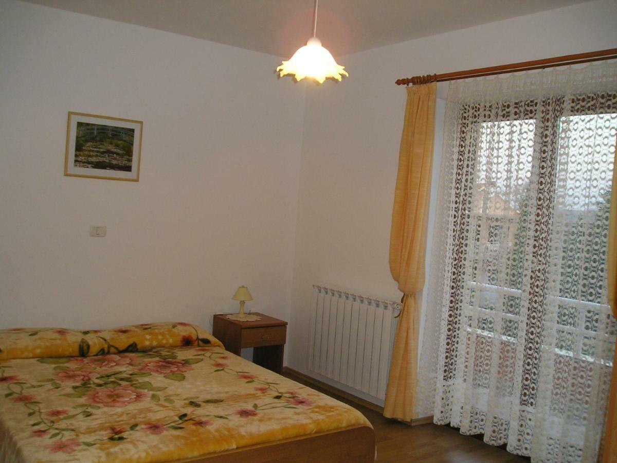 Apartmani Lina Umag Ngoại thất bức ảnh
